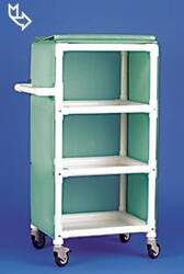 W�schewagen und Kleidertransporter